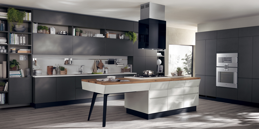 Cucina moderna con isola centrale colore bianco-legno-nero